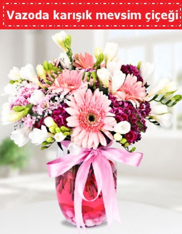 Vazoda karışık mevsim çiçeği  Afyon çiçek , çiçekçi , çiçekçilik 