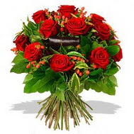9 adet kirmizi gül ve kir çiçekleri  Afyon internetten çiçek satışı 