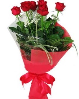 5 adet kırmızı gülden buket  Afyon kaliteli taze ve ucuz çiçekler 